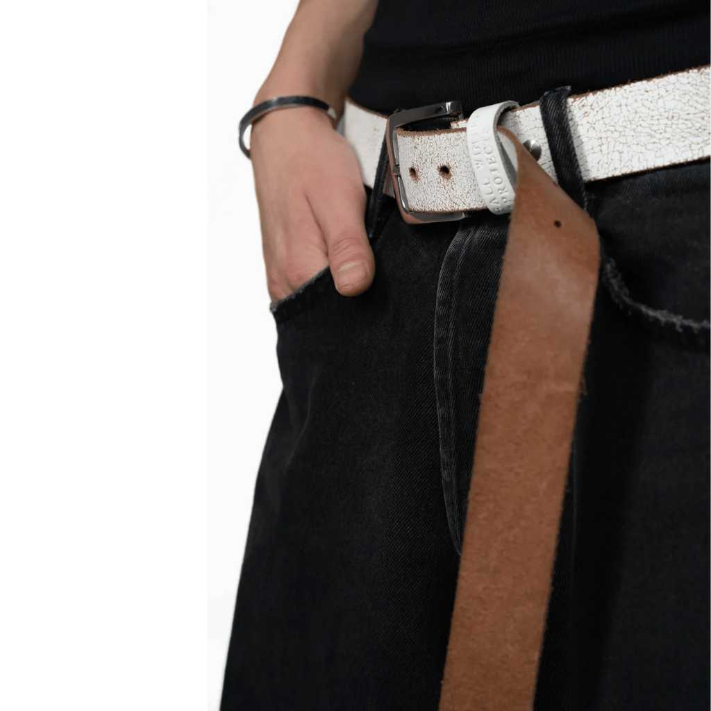 BROWN LABEL LEATHER GOODS CRACKED OVERLENGTH BELT WHITE - Image 4